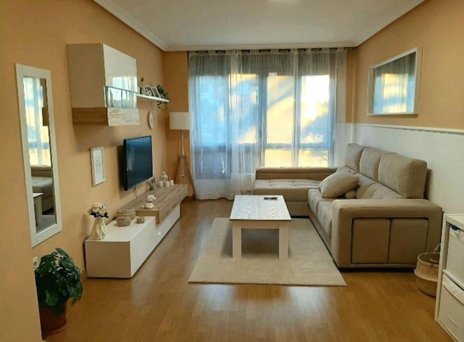דירות קולונגה Apartamento El Horrin מראה חיצוני תמונה